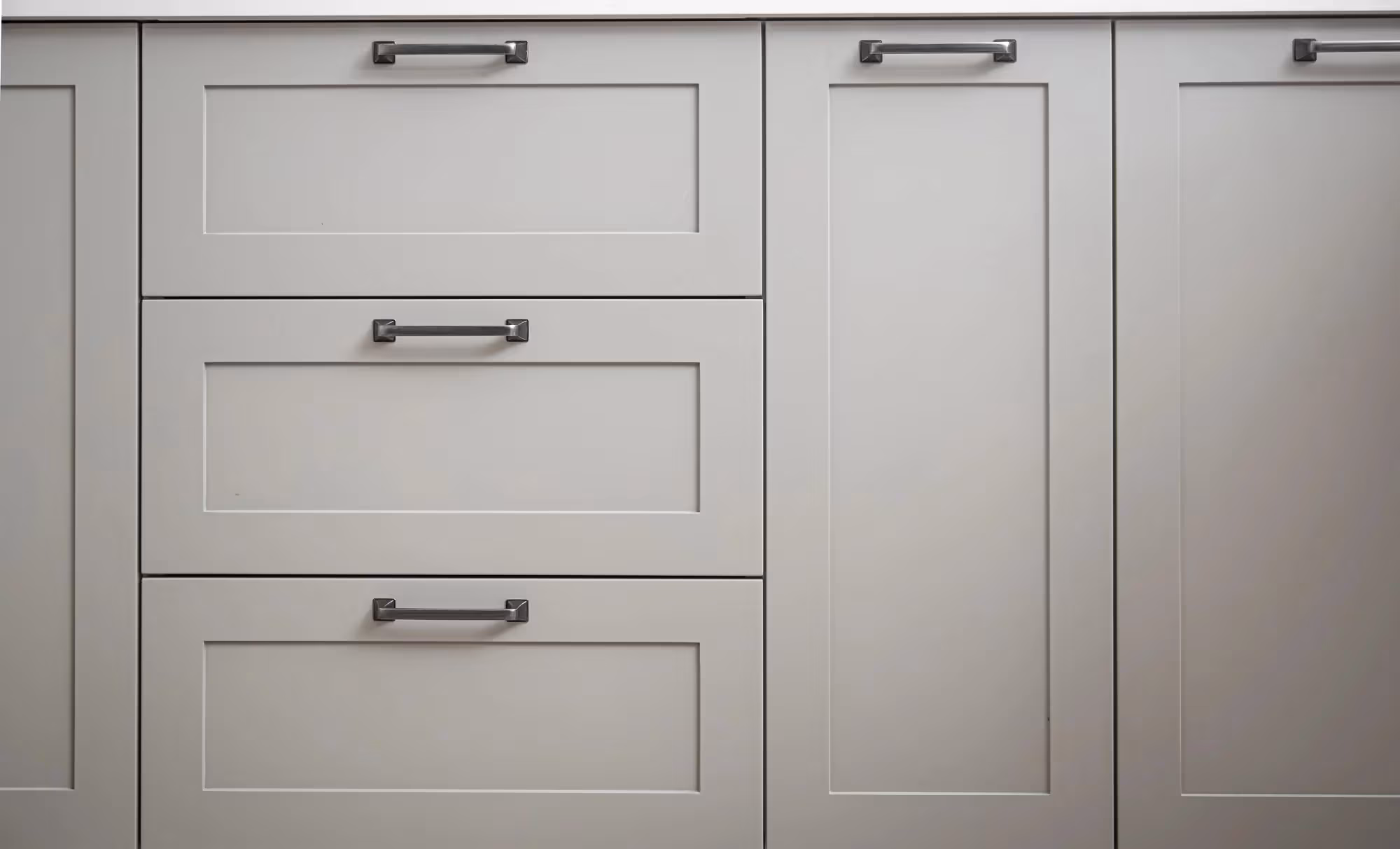 Cabinet Refacing vs. Painting: What to Consider